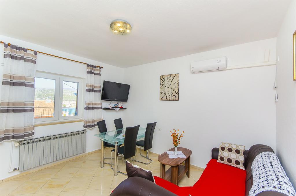 Apartment Marijana トロギール エクステリア 写真