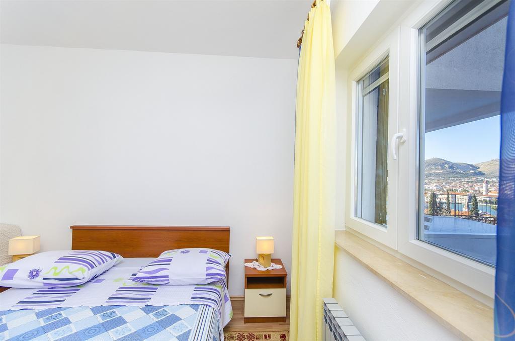 Apartment Marijana トロギール エクステリア 写真